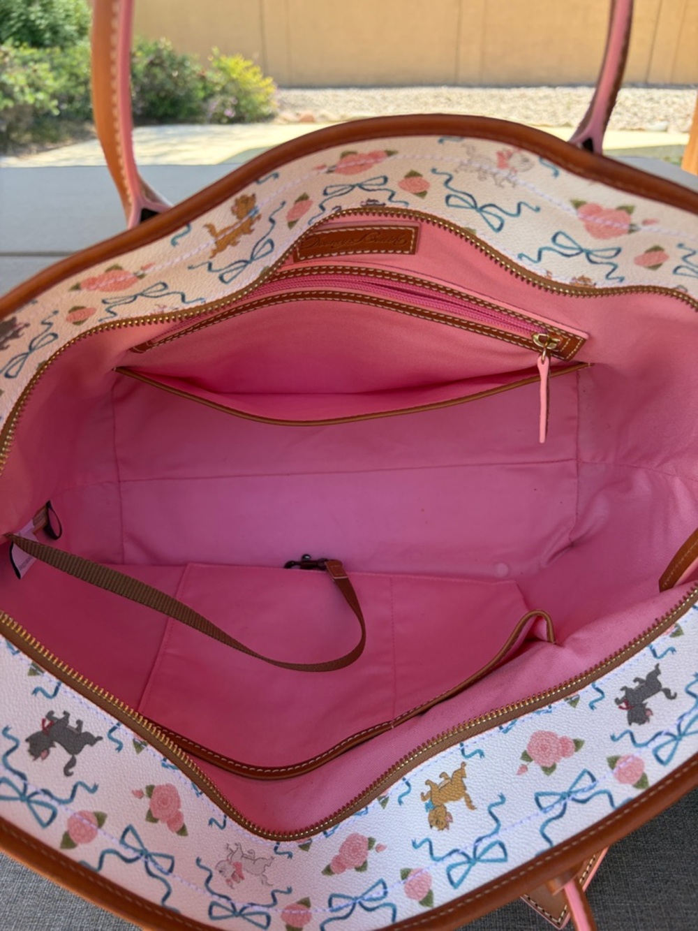 Dooney & Bourke Blue Disney The Aristocats Tote with Pink Roses and Tan Trim - Picture 5 of 5